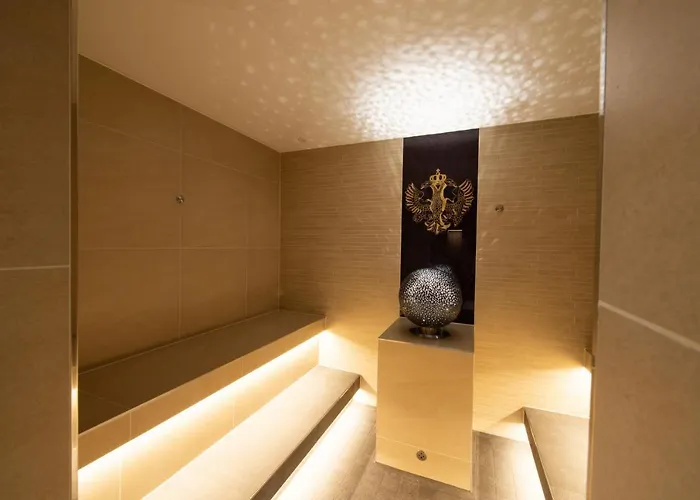 Отель Wellness-hotel Adler 2*