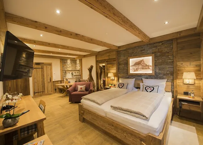 Отель Wellness-hotel Adler